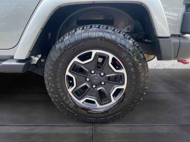used 2016 Jeep Wrangler Unlimited car, priced at $25,226