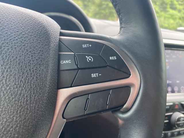 used 2018 Jeep Grand Cherokee car, priced at $21,954