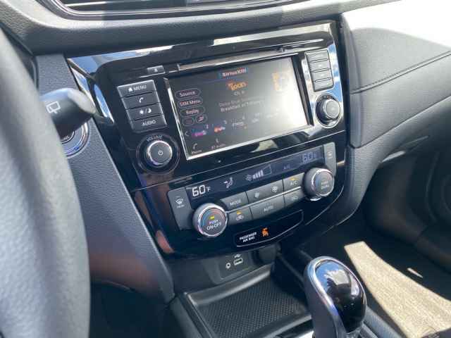 used 2019 Nissan Rogue car, priced at $13,395