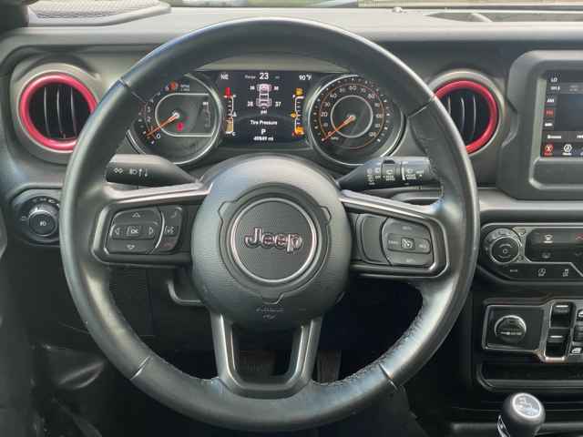 used 2021 Jeep Wrangler Unlimited car, priced at $31,411