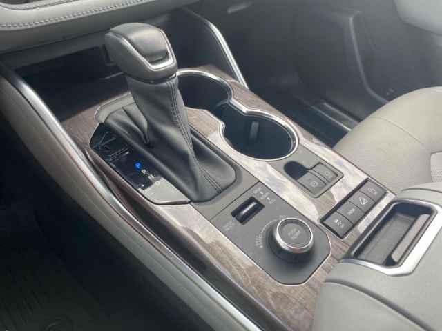 used 2021 Toyota Highlander car, priced at $39,758
