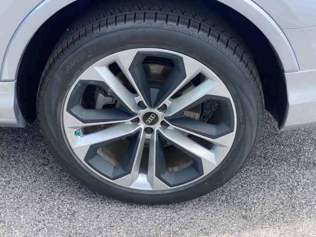 used 2022 Audi Q7 car, priced at $39,995