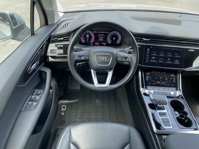 used 2022 Audi Q7 car, priced at $39,995