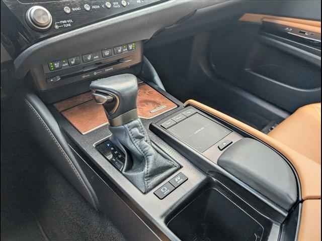 used 2022 Lexus ES 300h car, priced at $36,791
