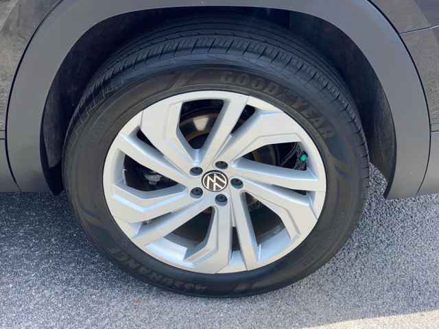 used 2023 Volkswagen Atlas car, priced at $29,888