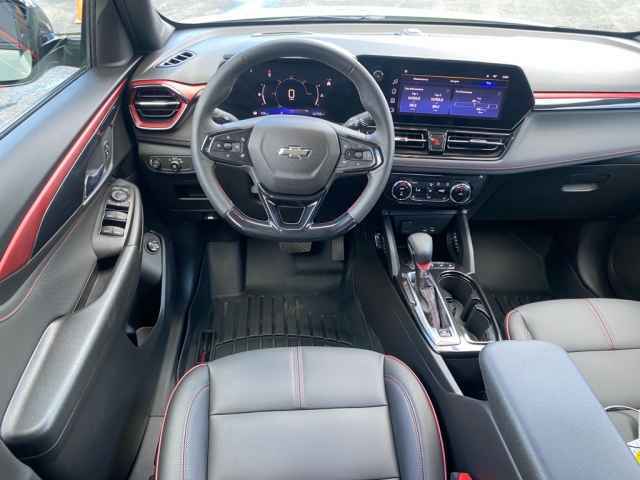 used 2024 Chevrolet TrailBlazer car, priced at $27,487