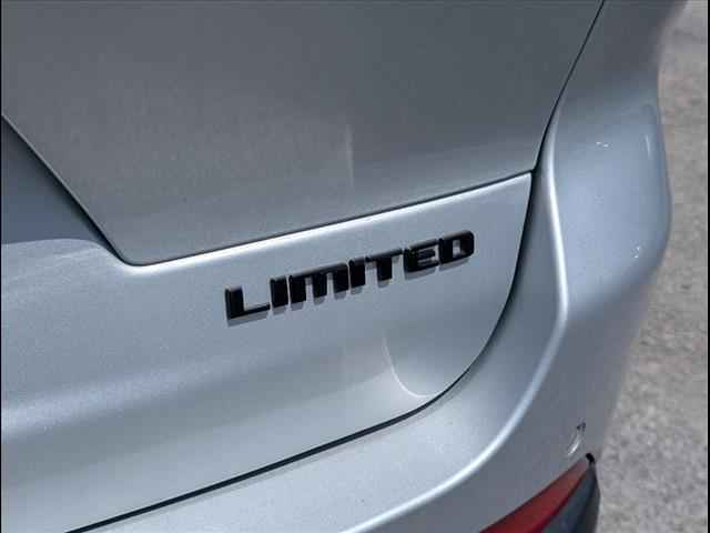 used 2024 Jeep Grand Cherokee L car, priced at $37,561