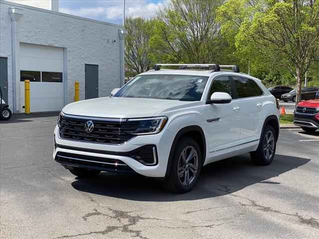 new 2024 Volkswagen Atlas Cross Sport car