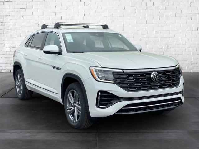 new 2024 Volkswagen Atlas Cross Sport car