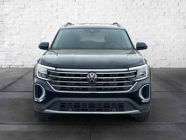 used 2024 Volkswagen Atlas car, priced at $34,995