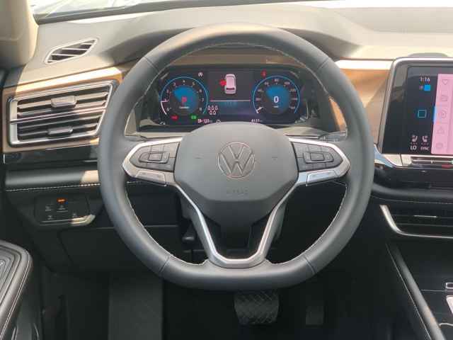 used 2024 Volkswagen Atlas car, priced at $36,529