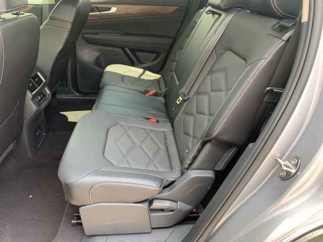 used 2024 Volkswagen Atlas car, priced at $36,529