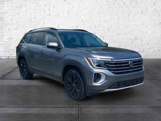 used 2024 Volkswagen Atlas car, priced at $35,889