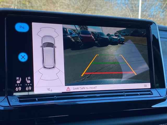 new 2024 Volkswagen Atlas car