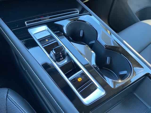new 2024 Volkswagen Atlas car