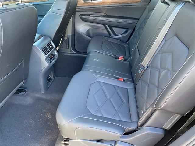 new 2024 Volkswagen Atlas car