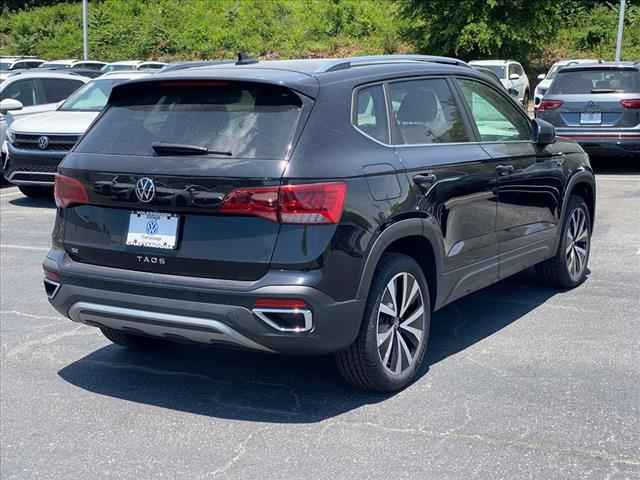 new 2024 Volkswagen Taos car