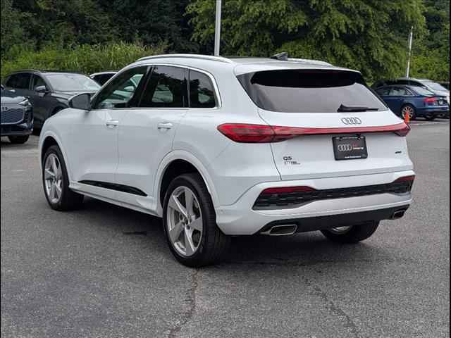 new 2025 Audi Q5 car, priced at $61,300