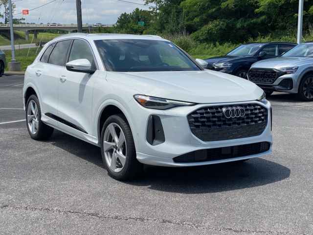new 2025 Audi Q5 car, priced at $61,300
