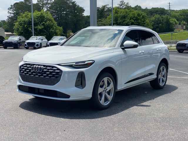 new 2025 Audi Q5 car, priced at $61,300