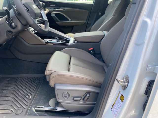 new 2025 Audi Q5 car, priced at $61,300