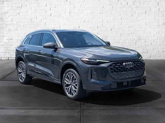 new 2025 Audi Q5 car, priced at $60,975
