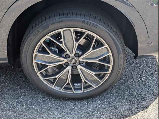 new 2025 Audi Q5 car, priced at $60,975