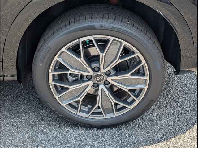 new 2025 Audi Q5 car, priced at $60,975