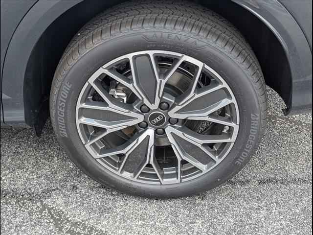 new 2025 Audi Q5 car, priced at $60,975