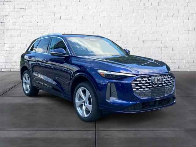 new 2025 Audi Q5 car, priced at $61,390