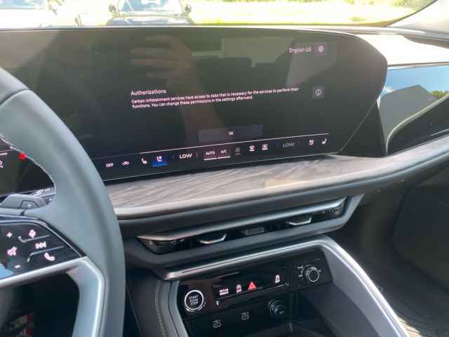 new 2025 Audi Q5 car, priced at $61,390