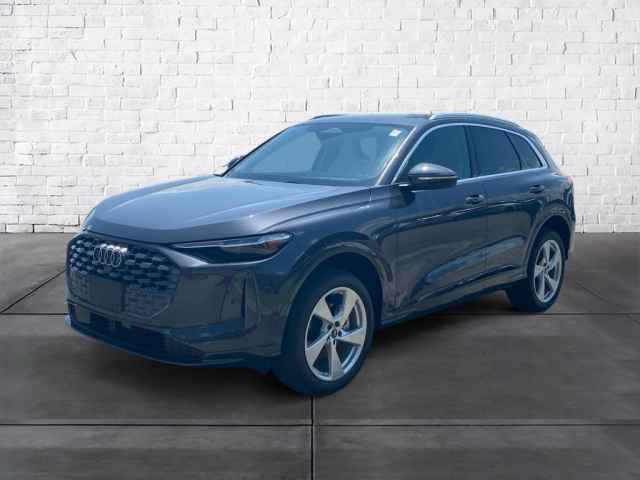 new 2025 Audi Q5 car, priced at $61,300