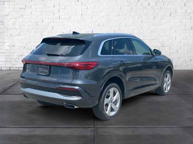 new 2025 Audi Q5 car, priced at $59,390