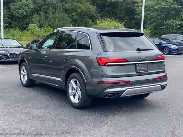 new 2025 Audi Q7 car, priced at $70,050