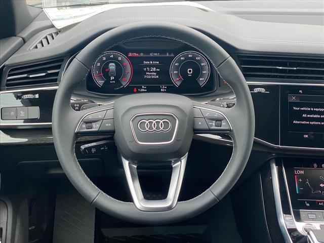 new 2025 Audi Q7 car, priced at $70,050