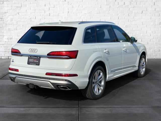 used 2025 Audi Q7 car, priced at $75,800