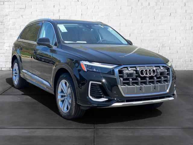 used 2025 Audi Q7 car, priced at $75,800