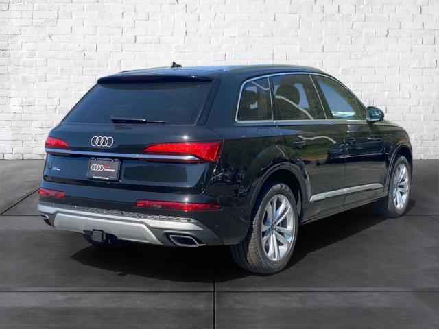 used 2025 Audi Q7 car, priced at $75,800