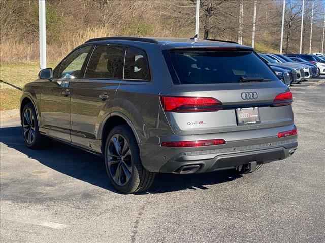 new 2025 Audi Q7 car, priced at $77,750