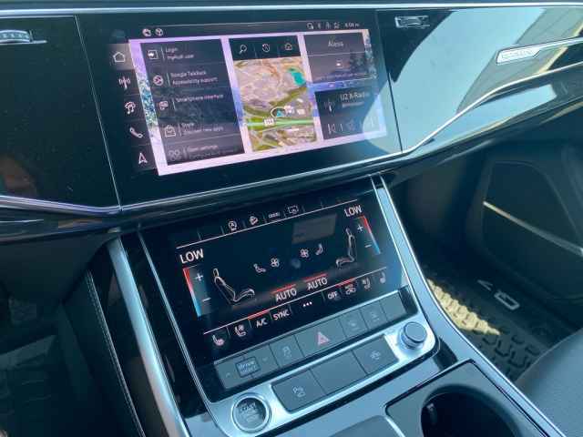 new 2025 Audi Q7 car, priced at $77,605