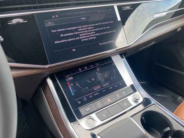 new 2025 Audi Q7 car, priced at $76,560