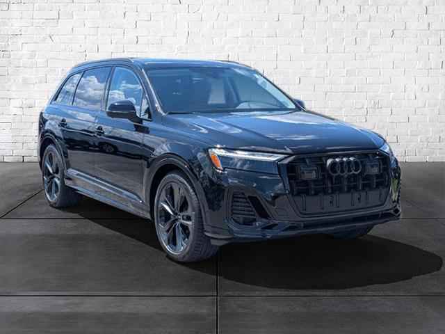 new 2025 Audi Q7 car, priced at $77,450