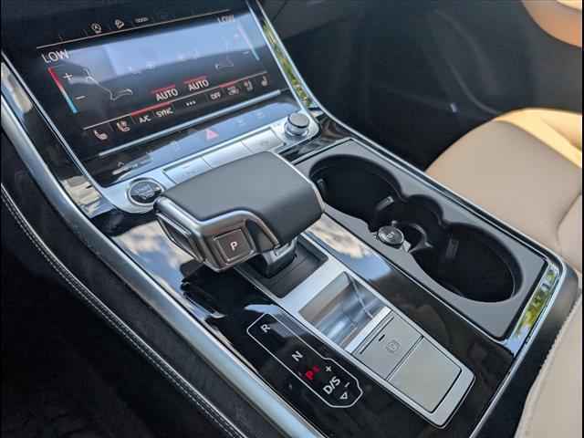 new 2025 Audi Q7 car, priced at $77,450