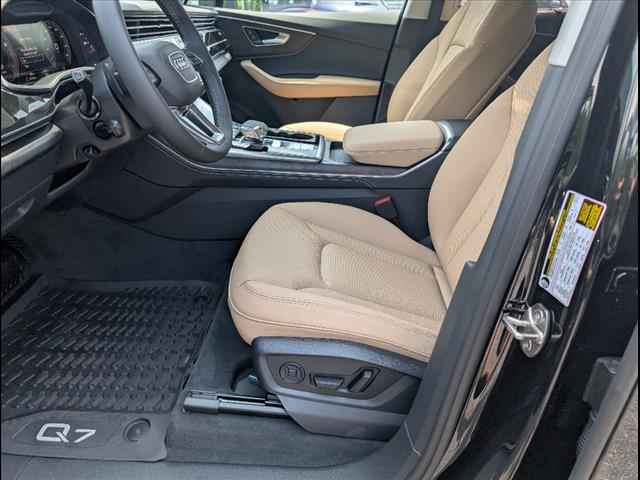 new 2025 Audi Q7 car, priced at $77,450