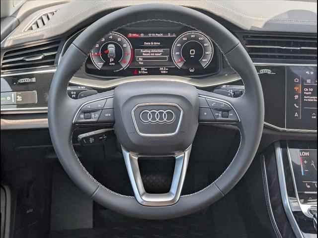 new 2025 Audi Q7 car, priced at $77,450