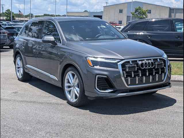 new 2025 Audi Q7 car, priced at $76,295