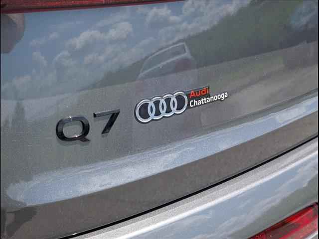 new 2025 Audi Q7 car, priced at $76,295