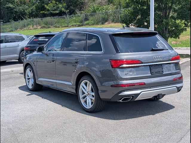 new 2025 Audi Q7 car, priced at $76,295