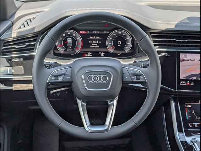 new 2025 Audi Q7 car, priced at $76,295