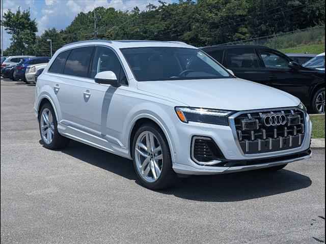 new 2025 Audi Q7 car, priced at $76,570